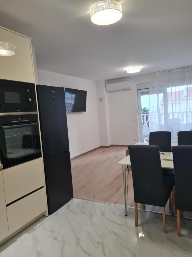 Apartmani Andrea Promajna Bagian luar foto